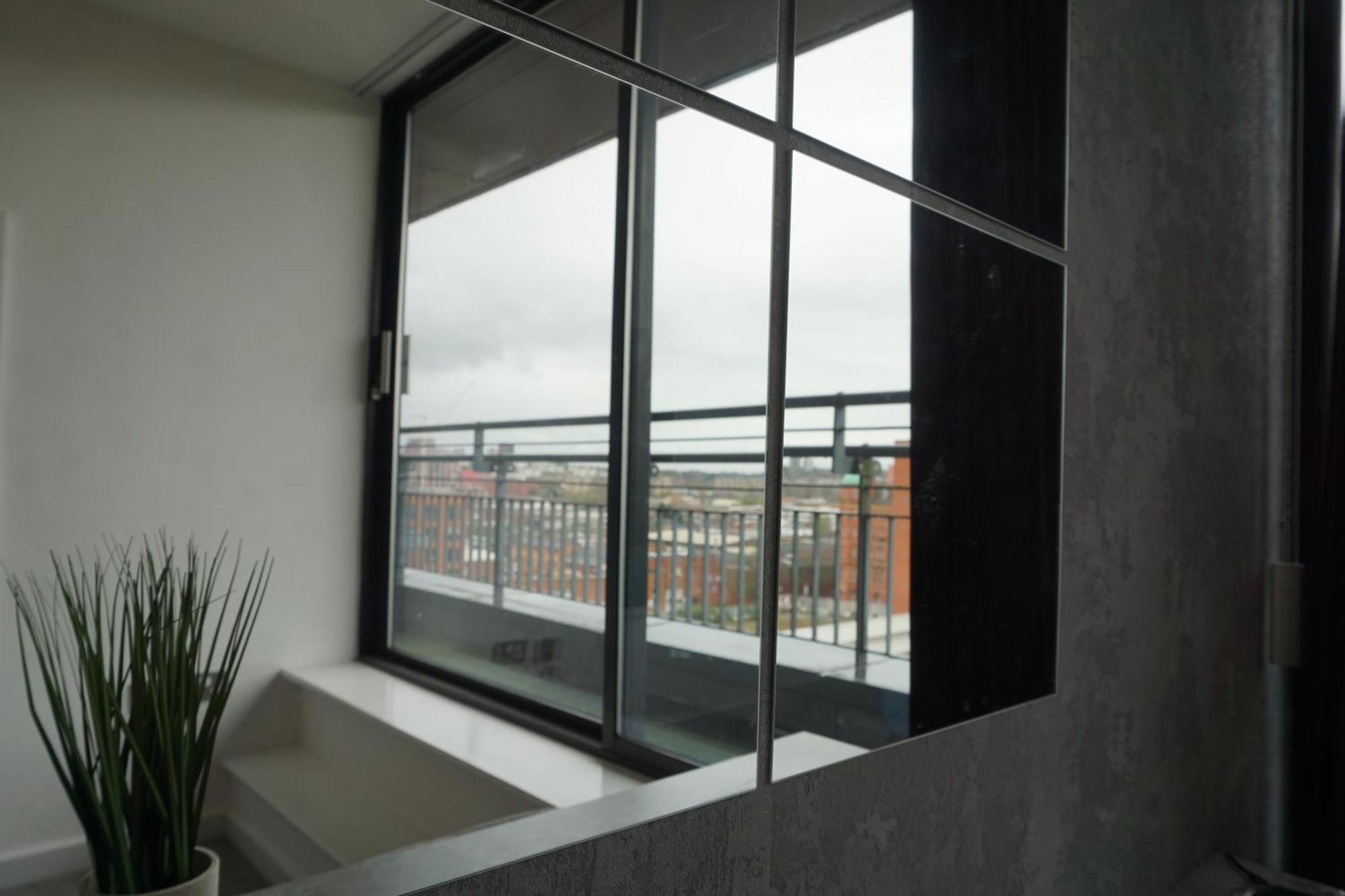 ברמינגהאם Penthouse - Amazing City Skyline Views - Free Parking - Balcony - Utilita Arena - New St Station - Bullring Shopping מראה חיצוני תמונה
