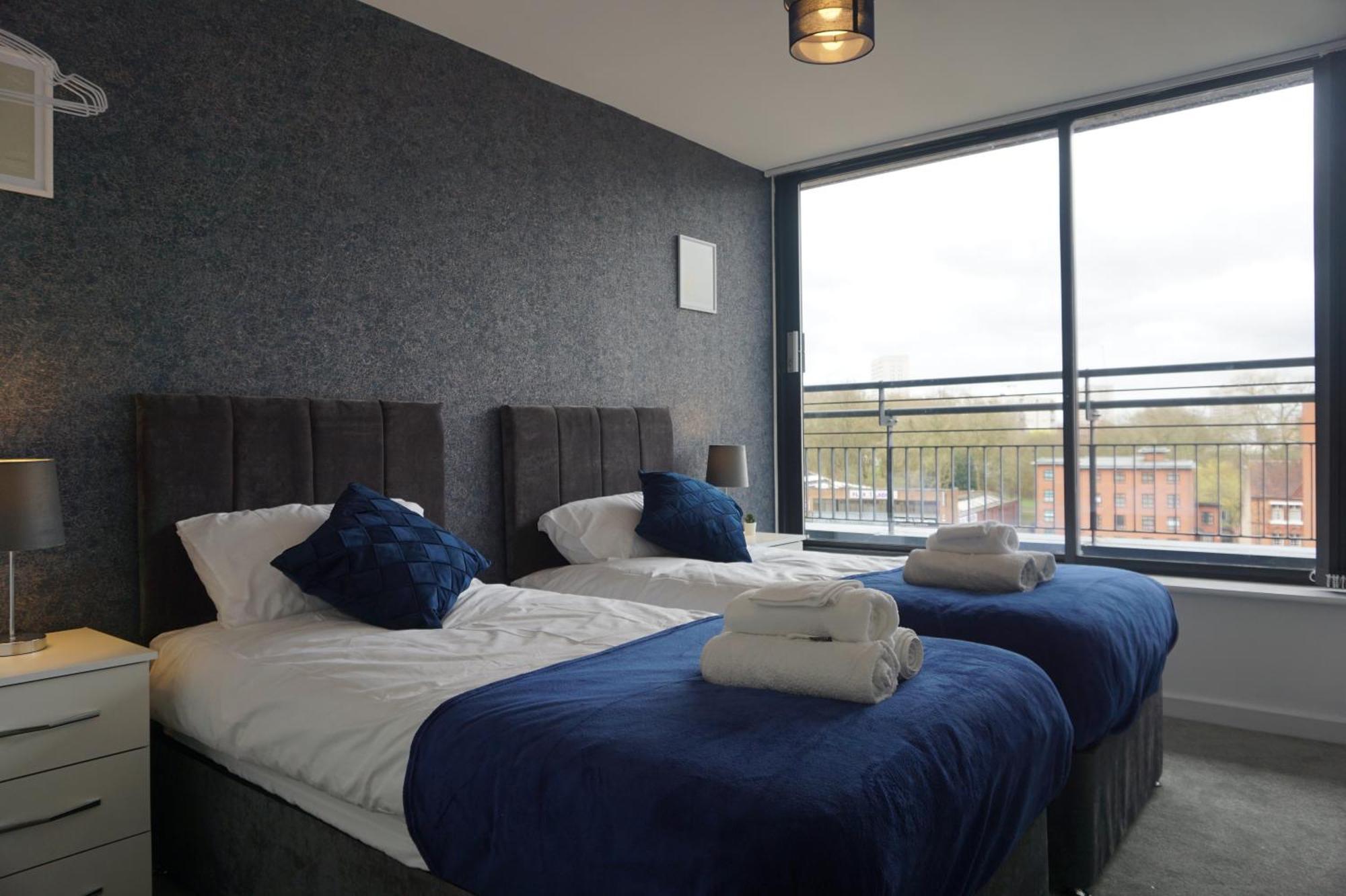 ברמינגהאם Penthouse - Amazing City Skyline Views - Free Parking - Balcony - Utilita Arena - New St Station - Bullring Shopping מראה חיצוני תמונה