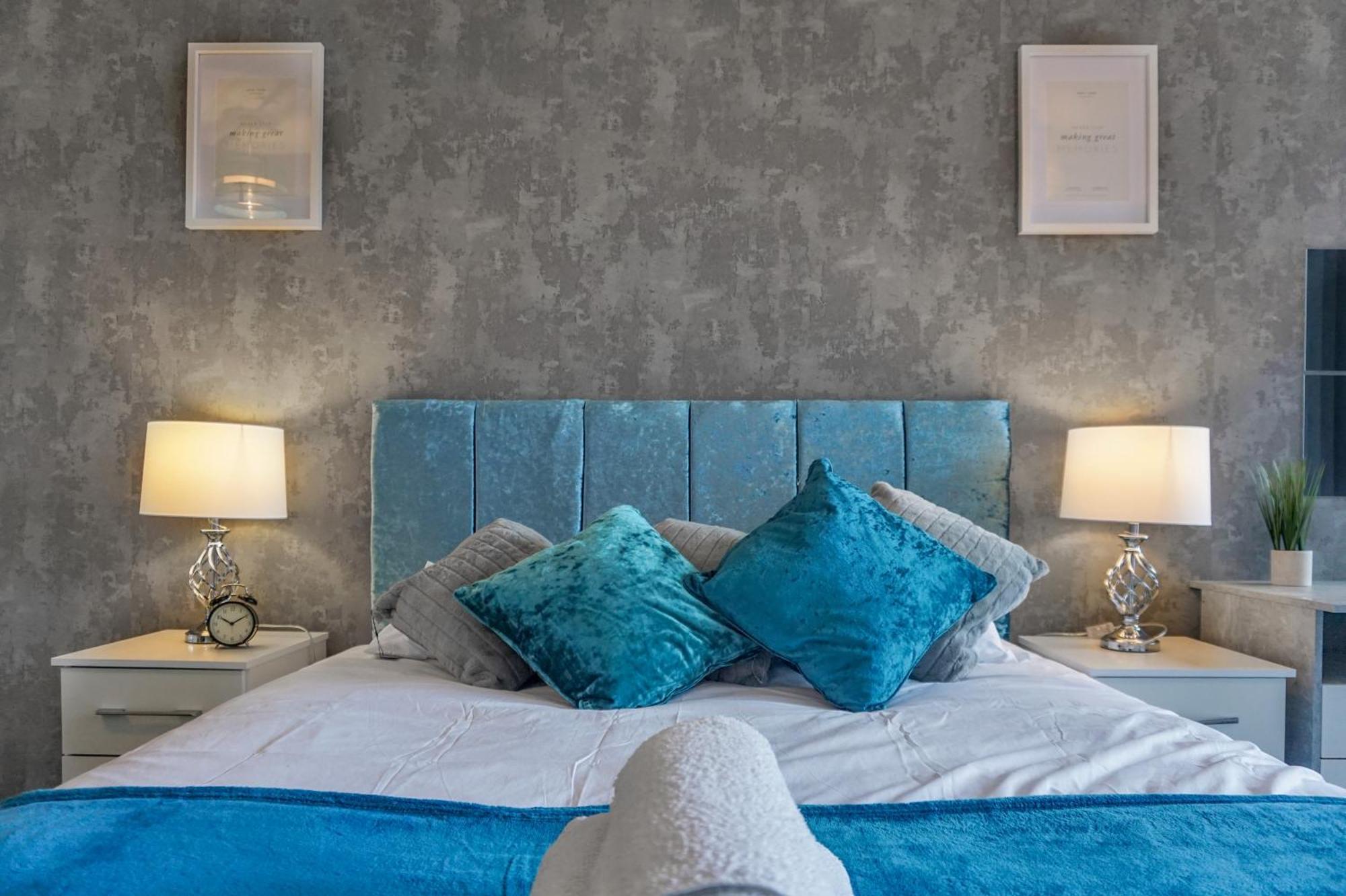 ברמינגהאם Penthouse - Amazing City Skyline Views - Free Parking - Balcony - Utilita Arena - New St Station - Bullring Shopping מראה חיצוני תמונה