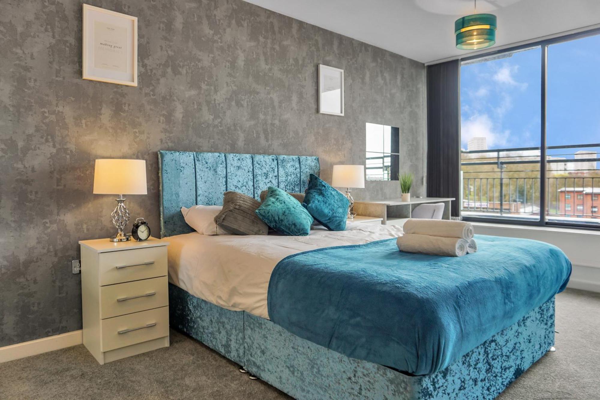 ברמינגהאם Penthouse - Amazing City Skyline Views - Free Parking - Balcony - Utilita Arena - New St Station - Bullring Shopping מראה חיצוני תמונה